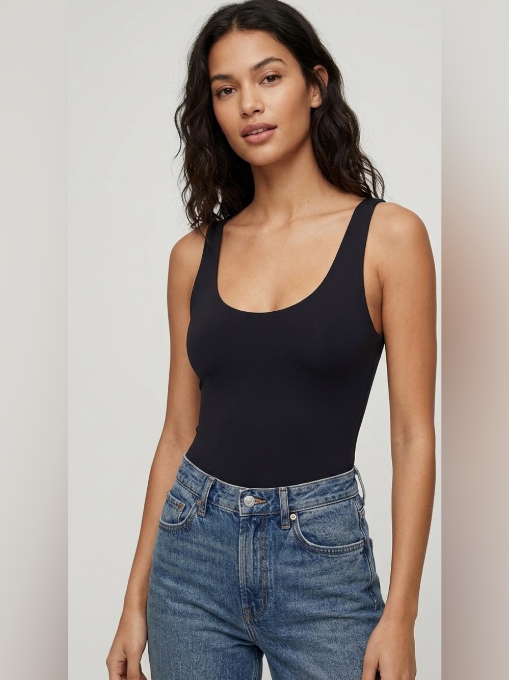 Aritzia Babaton Contour Scoopneck Bodysuit - Dark Navy / Black, Size S